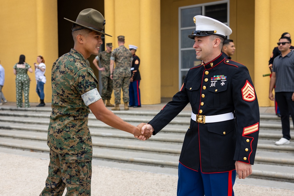 Marine Corps Recruiting and Retention School Graduation