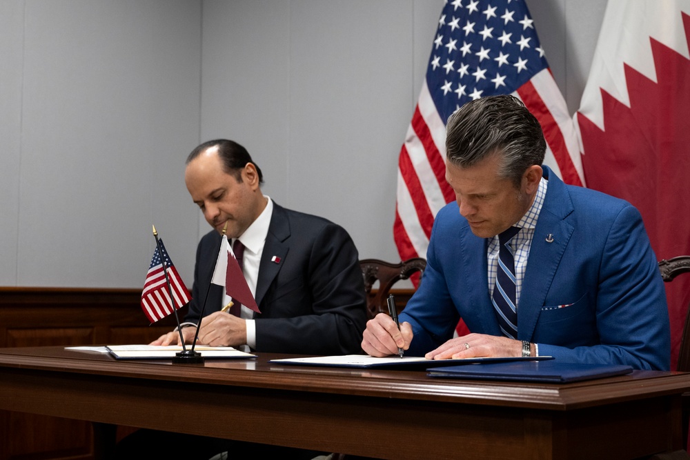 SW Hegseth Hosts Qatar MoD