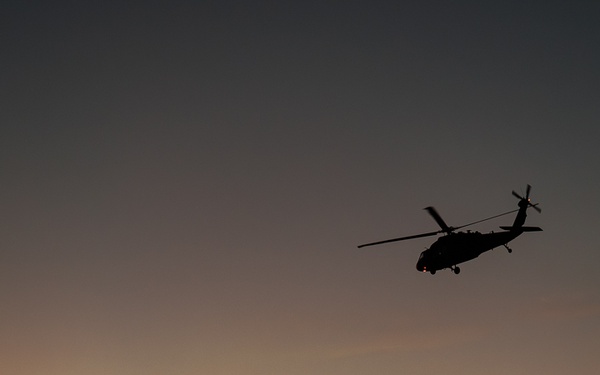 2-12IN Conducts an Air Assault in Ajo, Az.