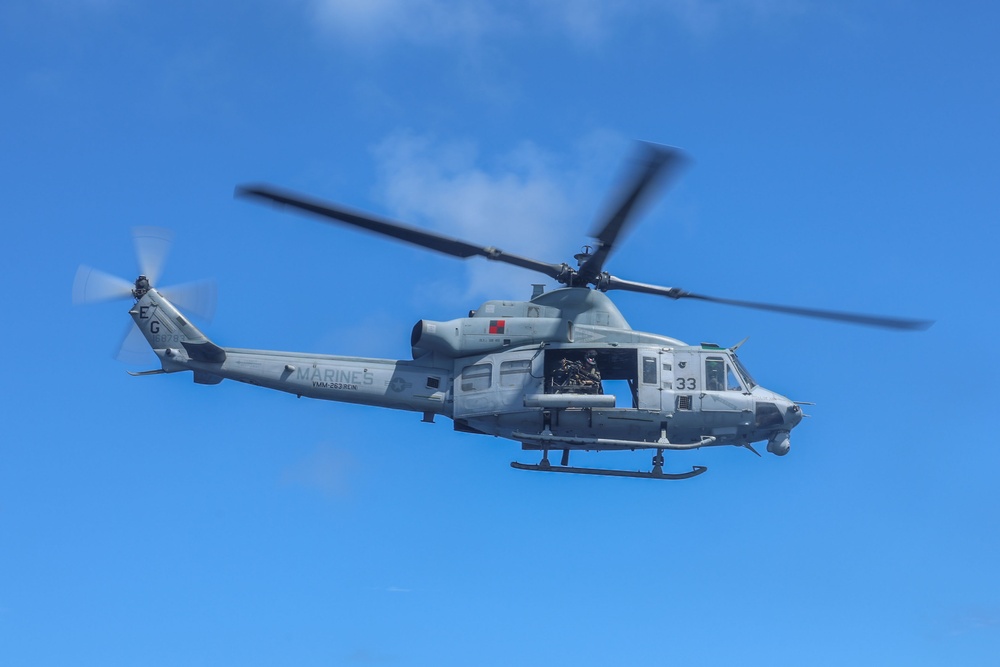 USS Iwo Jima and 22nd MEU (SOC) Conduct Amphibious Operation