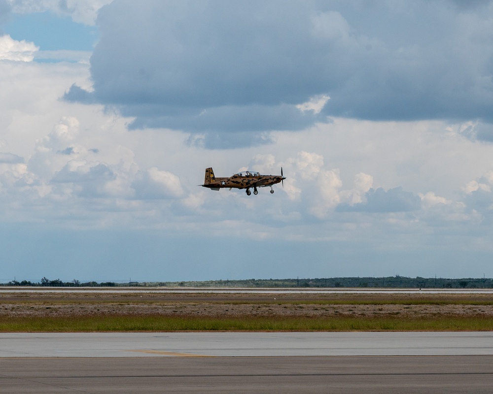 T-6 Maintainer gets an incentive ride from 85 FTS T-6 Maintainer gets an incentive ride from 85 FTS