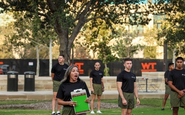 Recruiting Station San Antonio Conducts Monthly Initial Strength Test