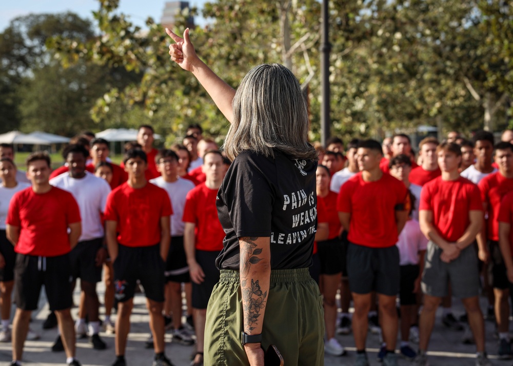 Recruiting Station San Antonio Conducts Monthly Initial Strength Test