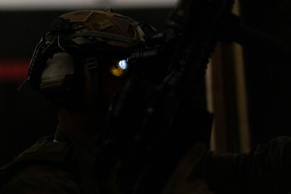 22nd MEU(SOC) | BLT 3/6 India Co. Night CQB Training
