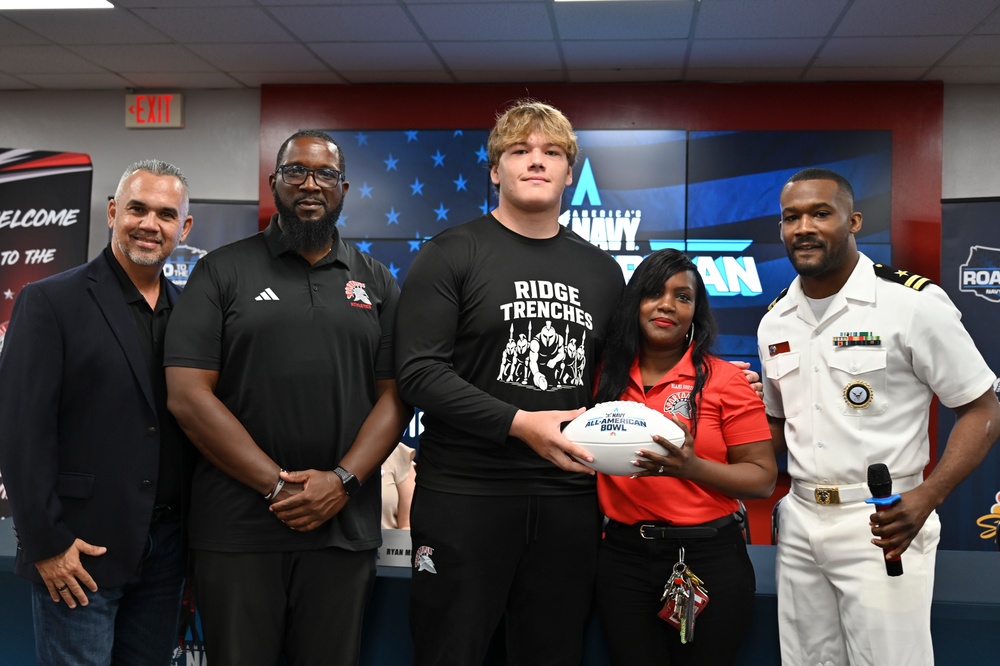 All-American Jersey Presentation: Navy Honors Ryan Miret at Miami Southridge
