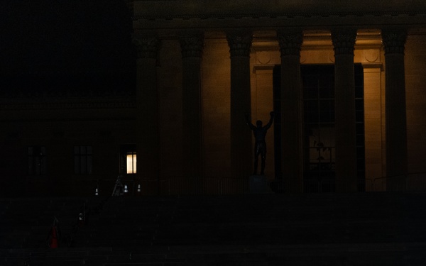 Philadelphia Art Museum hosts Navy Band Commodres for Navy 250