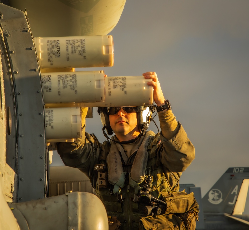 USS Gerald R. Ford (CVN 78) Conducts Helicopter Flight Operations