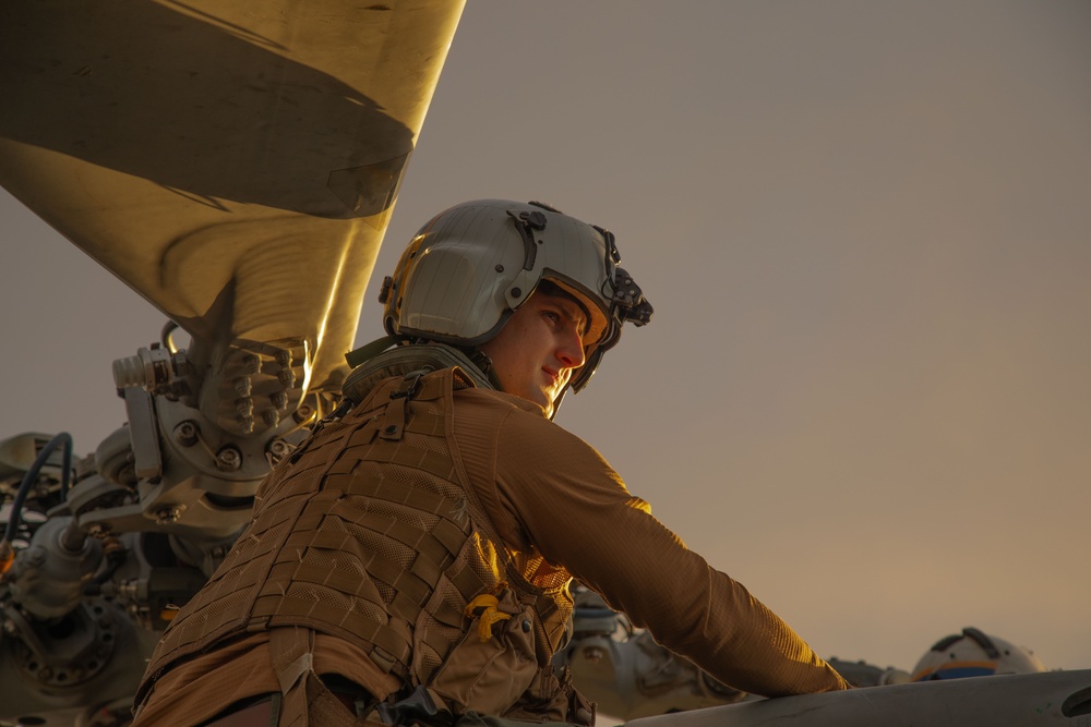 USS Gerald R. Ford (CVN 78) Conducts Helicopter Flight Operations