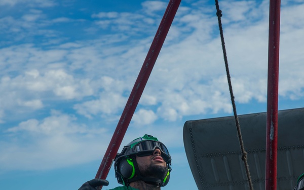 USS Gerald R. Ford (CVN 78) Conducts Helicopter Flight Operations