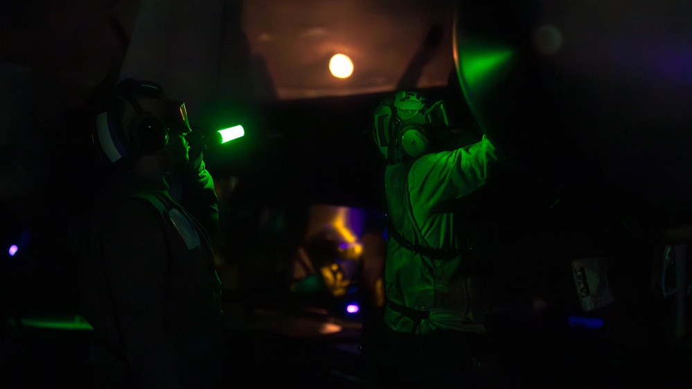 VFA-213 Flight Deck Operations VFA-213 Flight Deck Operations