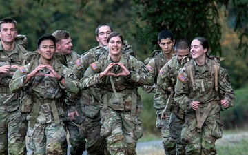 Oregon military members and ROTC students take part in the Norwegian Foot March