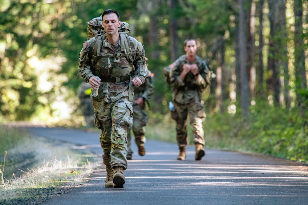 Oregon military members and ROTC students take part in the Norwegian Foot March