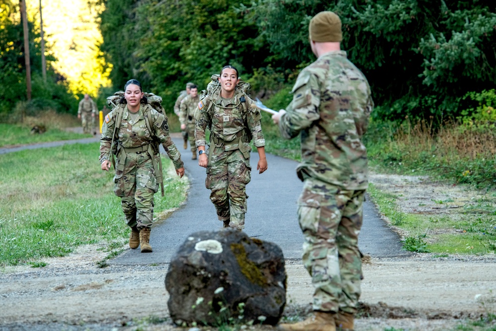 Oregon military members and ROTC students take part in the Norwegian Foot March