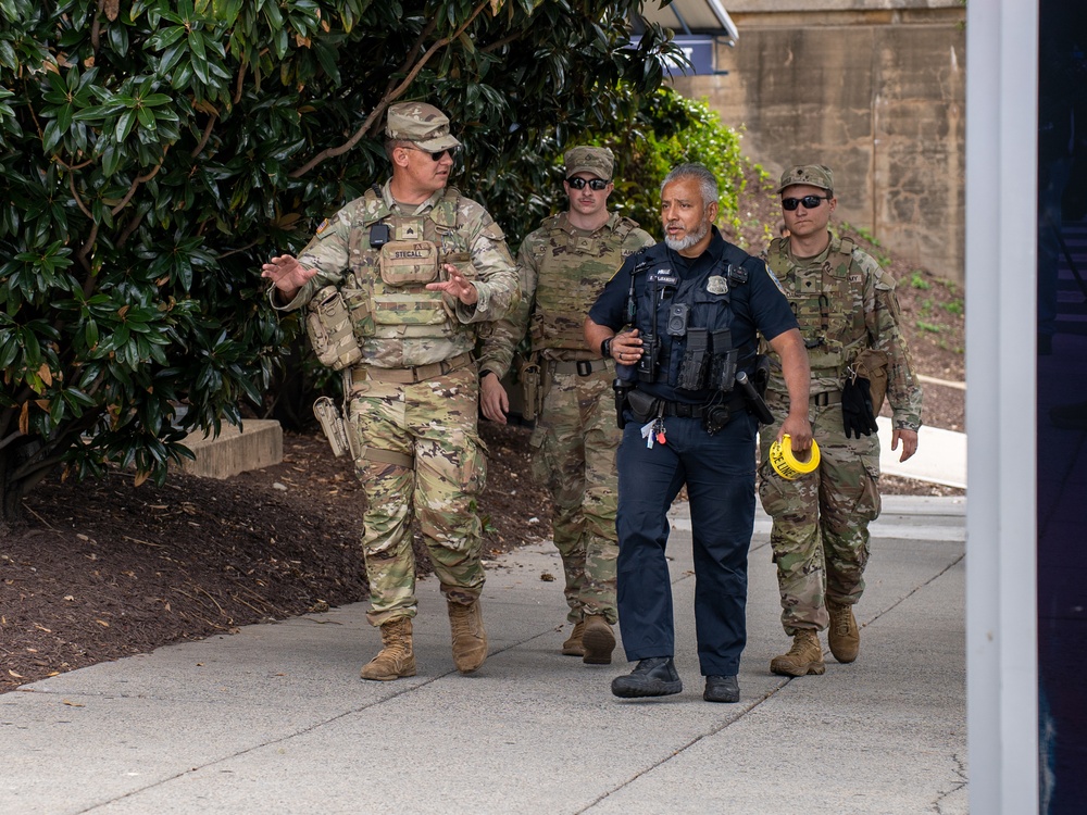 Soldiers respond to a shooting incident Soldiers respond to a shooting incident