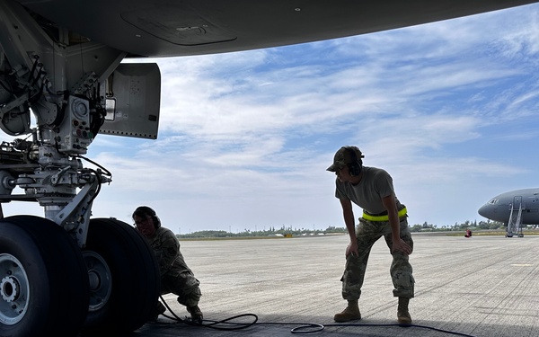 79th ARS Visits Historic ‘Night Fright’ C-47 in England
