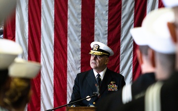 USS Cooperstown (LCS 23) hosts USS Cole (DDG 67) remembrance ceremony