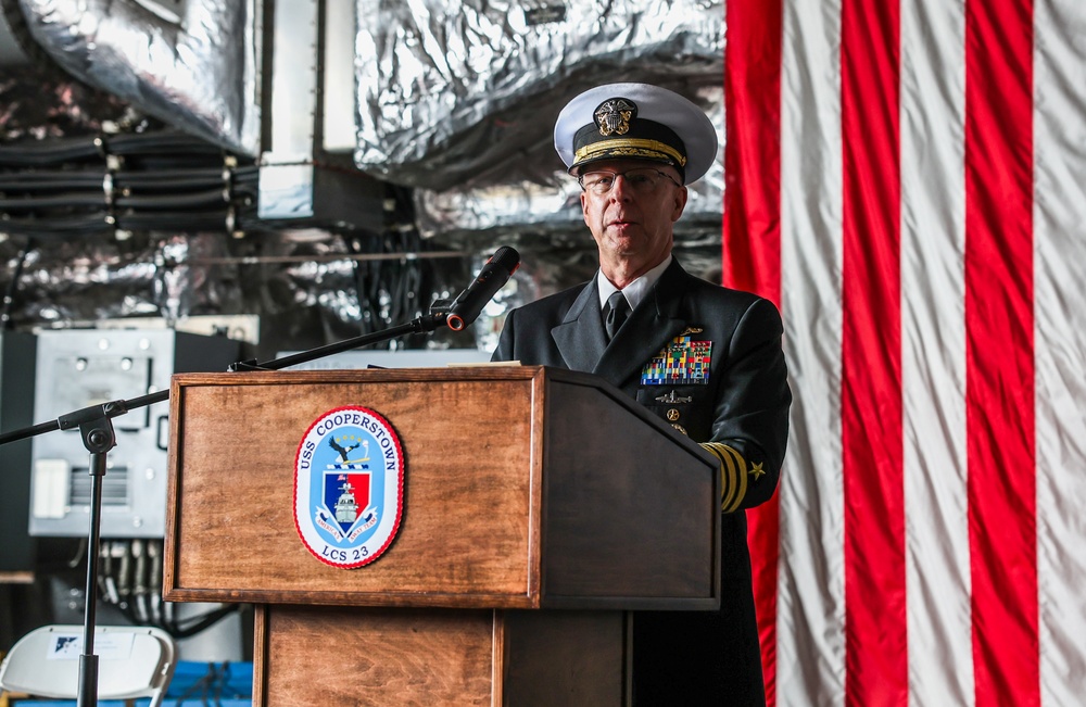 CNO visits USS Cooperstown