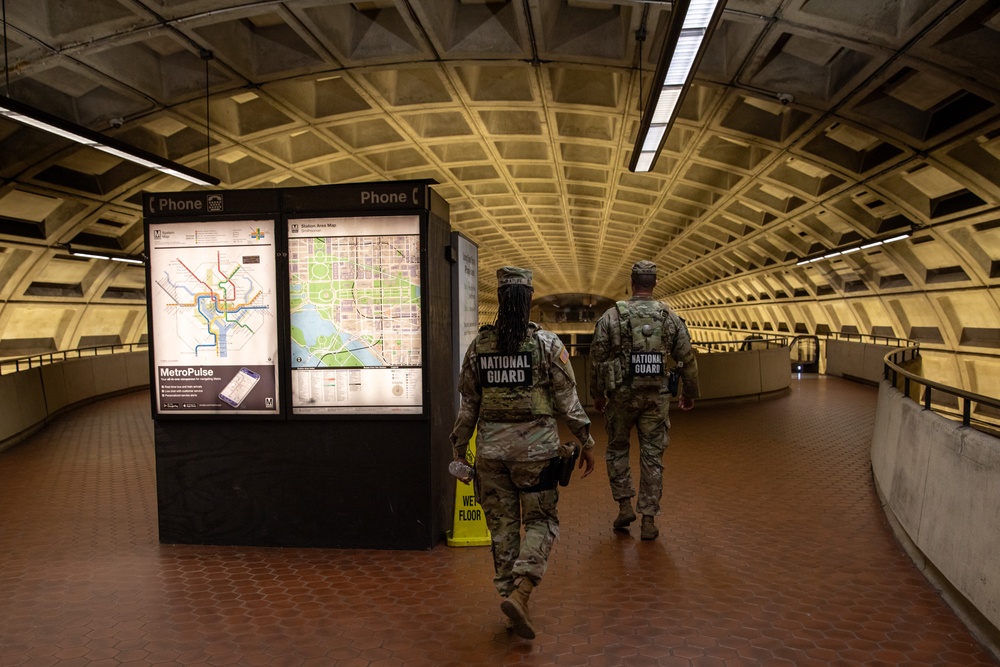 Mississippi Army National Guard Soldiers patrol the Washington Metro