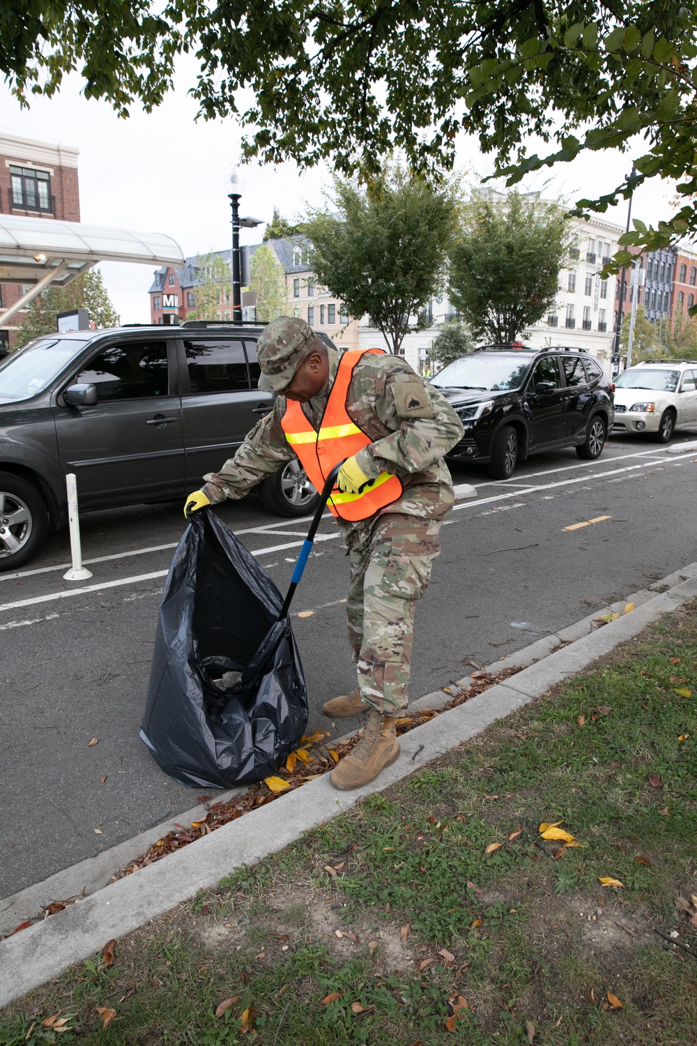 DC National Guard Beautification on 19th Street SE