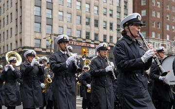 U.S. Navy Band marches in Philadelphia for Navy 250th birthday