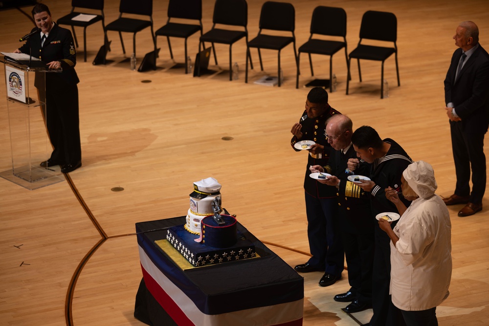 NMC 250 Philadelphia: Cake cutting ceremony