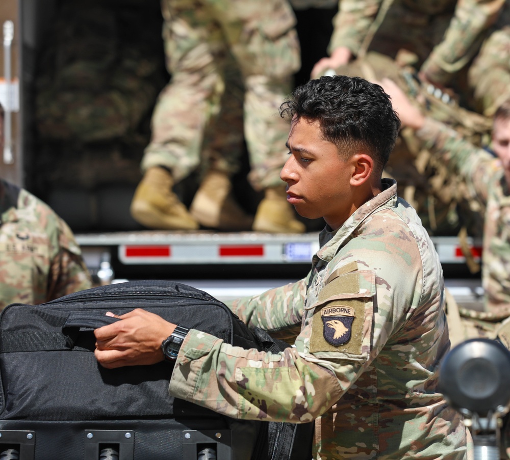 101st Airborne Division (Air Assault) arrive at Ft. Huachuca, Arizona for Joint Task Force-Southern Border.