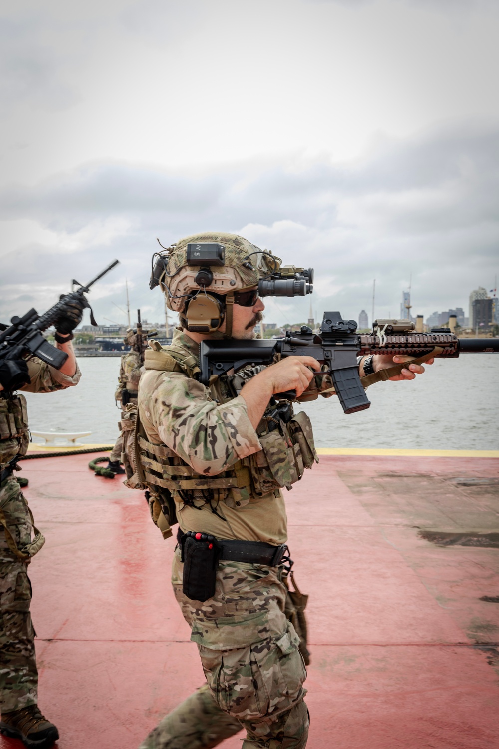 Navy Marine Corps'  250 - U.S. Navy EOD
