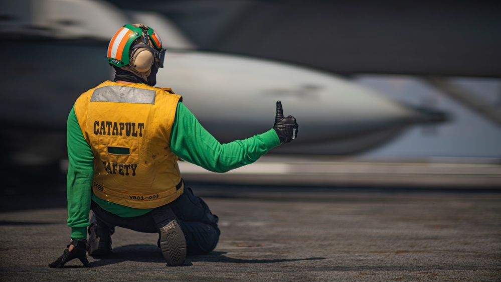 George Washington Conducts Flight Operations