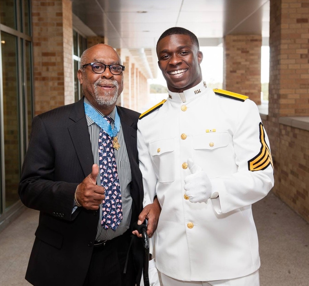 Former Texas A&amp;M Yell Leader Serves as Army Officer in Europe