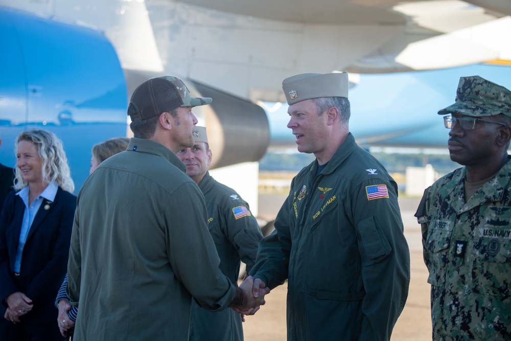 Secretary of War Visits NAS Oceana Secretary of War Visits NAS Oceana