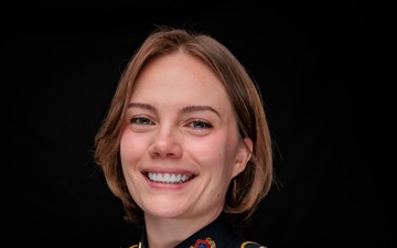 Staff Sgt. Emily Perkins - Jazz Vocalist - U.S. Army Field Band Headshot