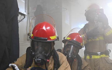 USS America (LHA 6) Conducts Firefighting Training