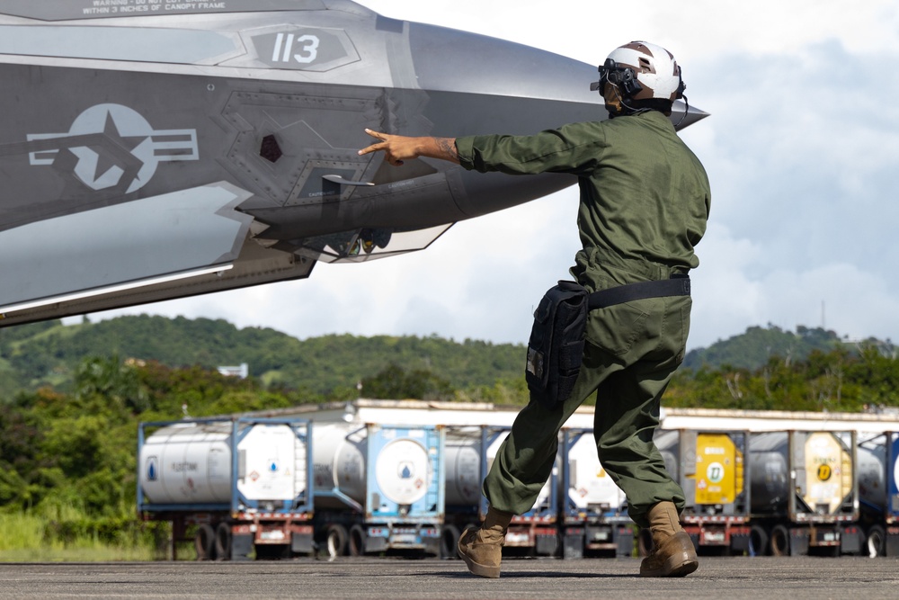 VMFA-225 conducts flight operations in Puerto Rico