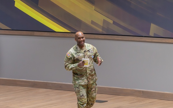 DV Speaker GEN Xavier T. Brunson speaks to the USAWC Class of 2026