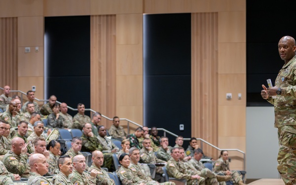 DV Speaker GEN Xavier T. Brunson speaks to the USAWC Class of 2026