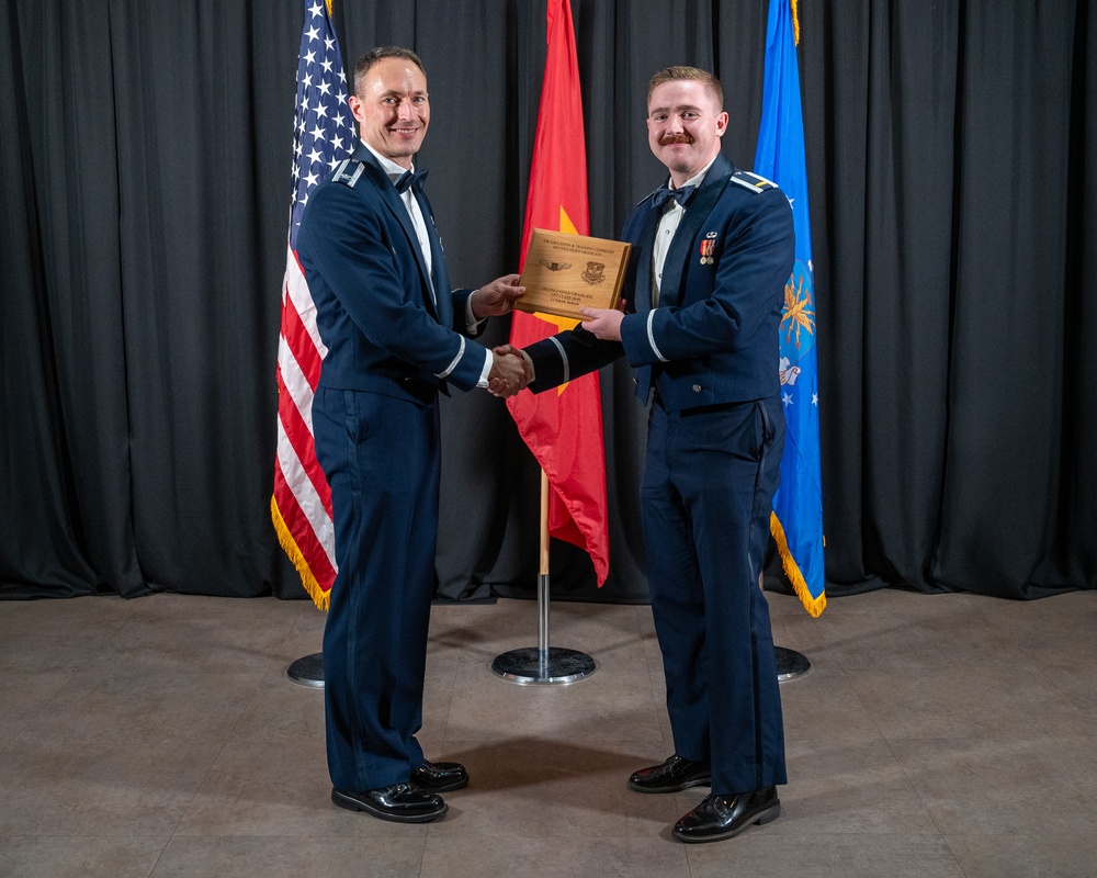 Graduating the future of flight: Class 26-01 Graduating the future of flight: Class 26-01