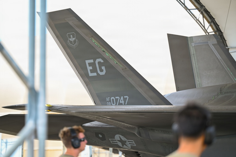 The 33rd FW’s first F-35 departs Eglin AFB The 33rd FW’s first F-35 departs Eglin AFB