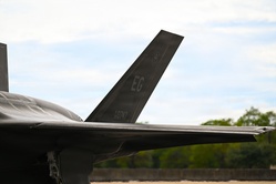 The 33rd FW’s first F-35 departs Eglin AFB [Image 8 of 9]