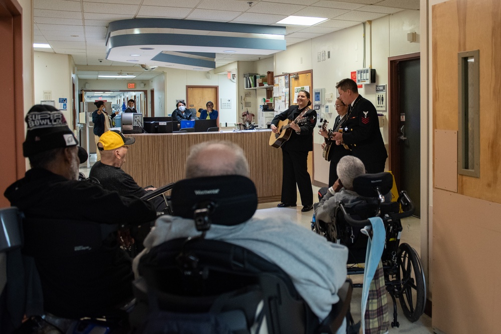 Navy Band Country Current performs for veterans