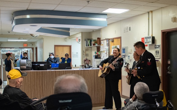 Navy Band Country Current performs for veterans