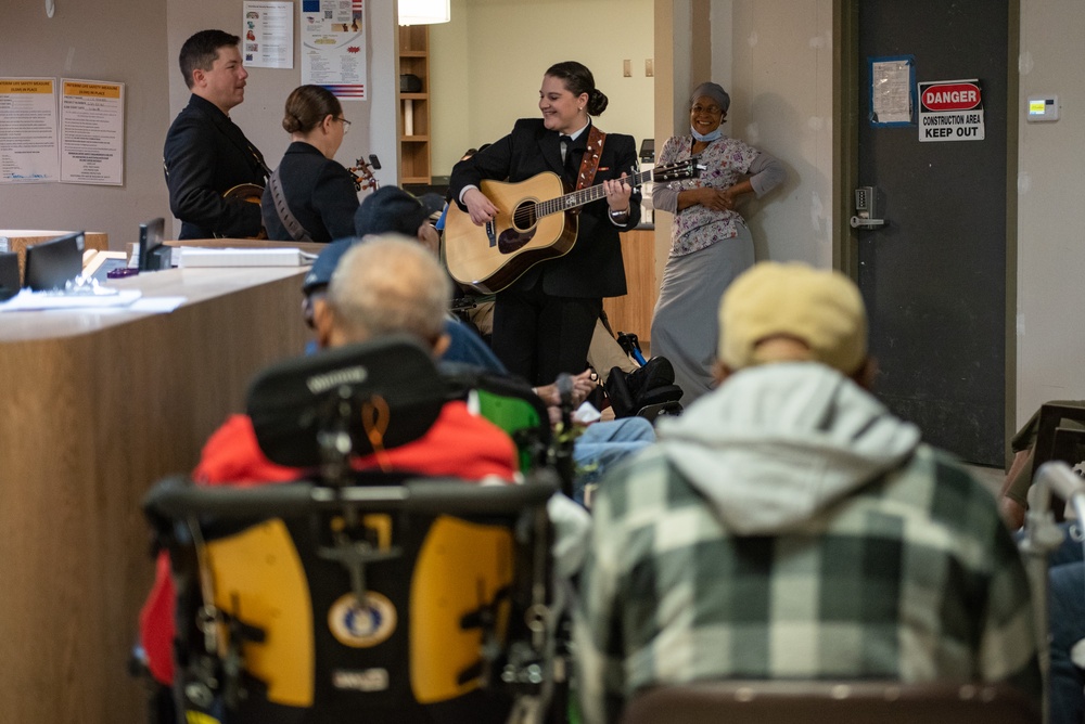 Navy Band Country Current performs for veterans