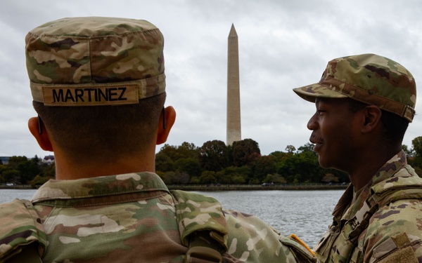 Overseeing Monumental Streets