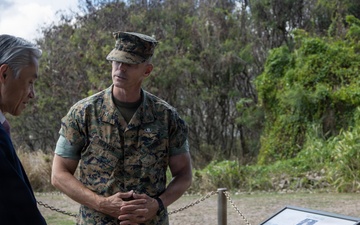 Shigeo Yamada and Distinguished Guests visit the Commander Fusata Iida Memorial at MCBH