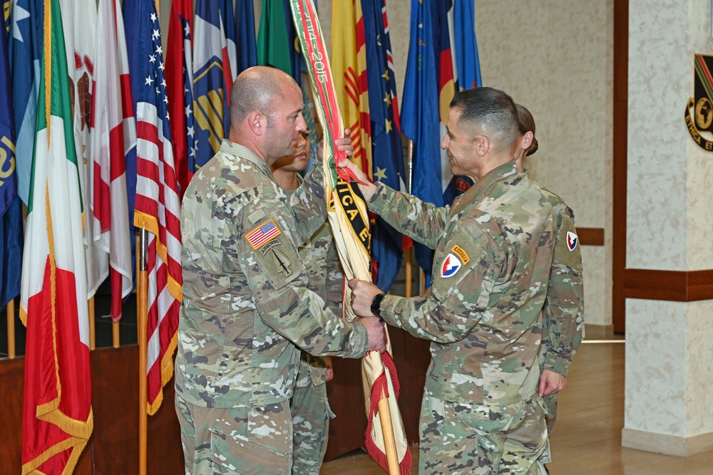 414th Contracting Support Brigade conducts change of responsibility