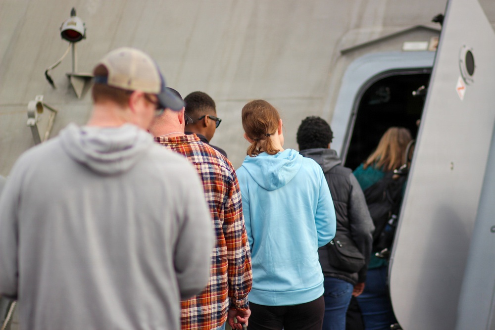 NAVSUP WSS Celebrates 250th Birthday of Navy and Marine Corps in Services' Birthplace