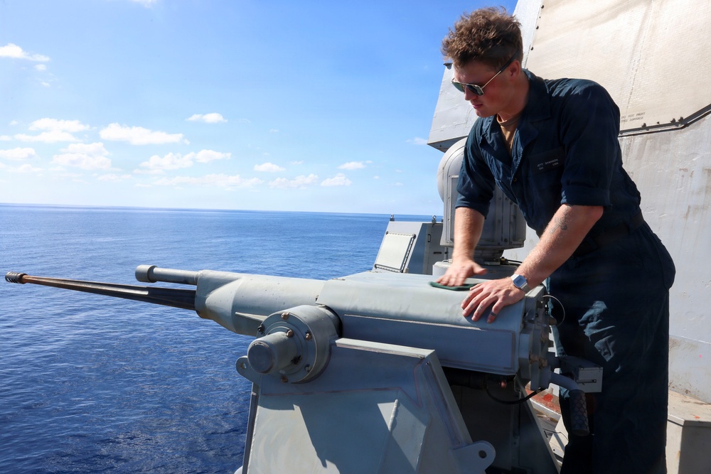 USS Bainbridge (DDG96) Fresh Water Washdown USS Bainbridge (DDG96) Fresh Water Washdown