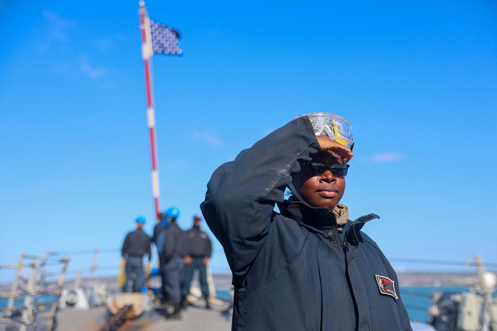 BM2 Jalynn Simmons conducts a communications check from the foc’sle