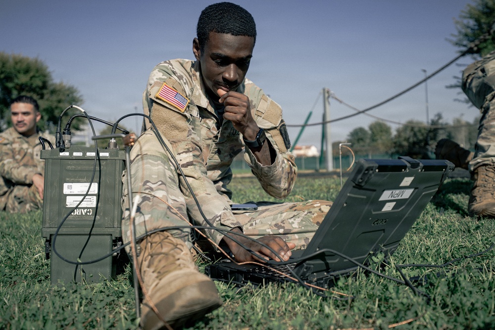 173rd Airborne Brigade Hosts Communicators Academy to Strengthen Digital Interoperability in Italy
