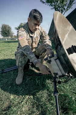 173rd Airborne Brigade Hosts Communicators Academy to Strengthen Digital Interoperability in Italy [Image 5 of 9]