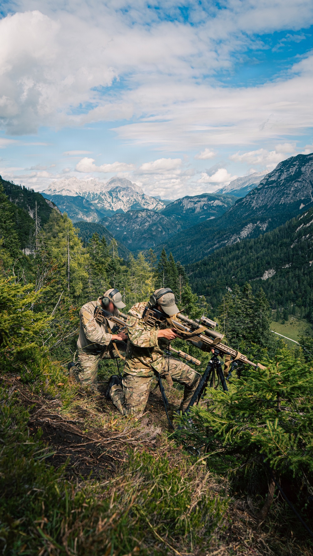 International Special Training Center hosts Alpine Sniper Course